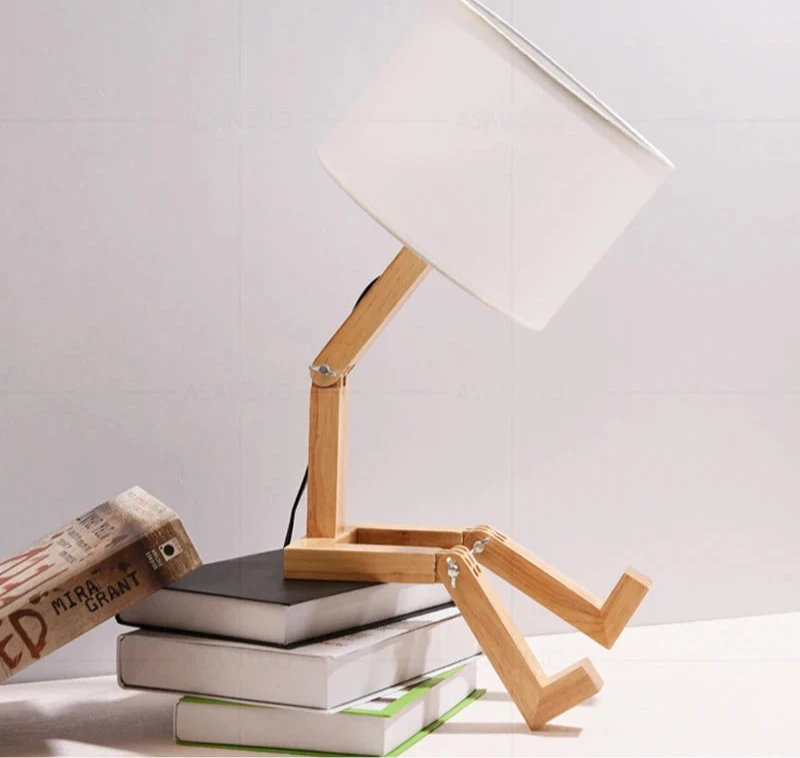 Finn Nordic Wooden Robot Table Lamp - Onyx Decor