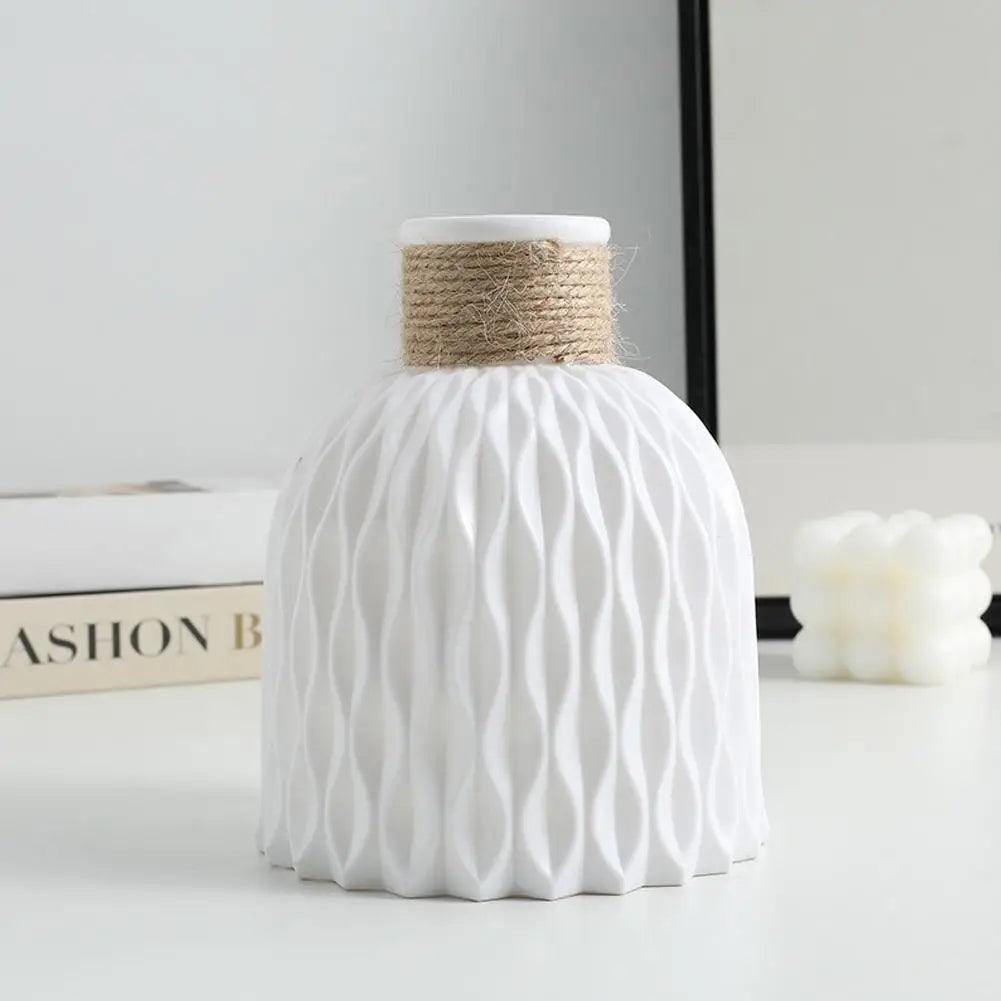 Pineapple Weave Table Vase - Onyx Decor