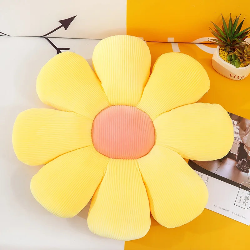 Daisy Flower Plush Throw Pillow - Onyx Decor