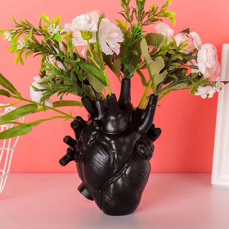 Vitalis Heart Table Vase - Onyx Decor