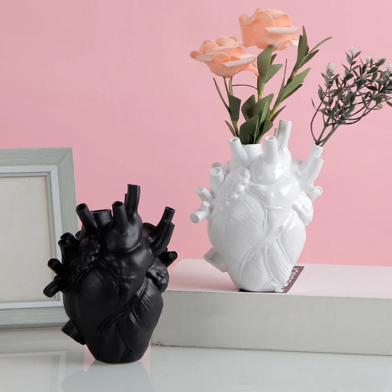 Vitalis Heart Table Vase - Onyx Decor