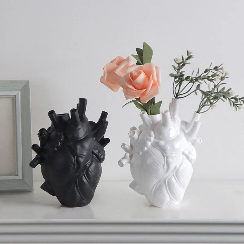 Vitalis Heart Table Vase - Onyx Decor