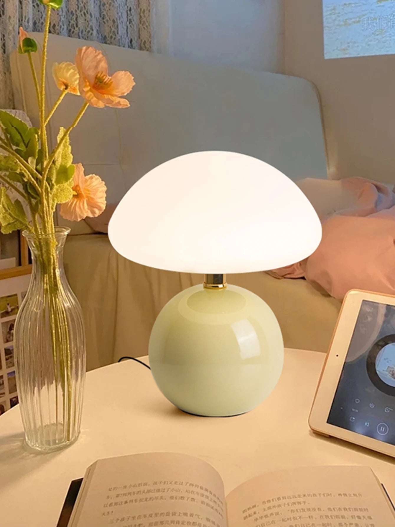 Viva USB Table Lamp - Onyx Decor