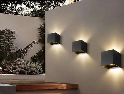 Orion - Outdoor Wall Sconce - Onyx Decor